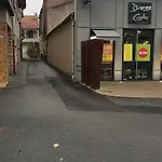 Cosy,calme à 2 Pas Du Centre De Apartamento *