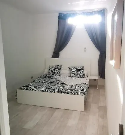 Apartment Cosy,calme A 2 Pas Du Centre De *