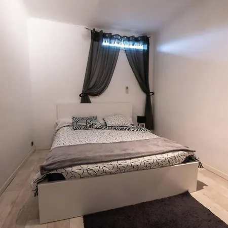 Apartment Cosy,calme A 2 Pas Du Centre De